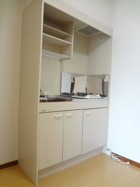 Kitchen. Clean kitchen where the white tones.