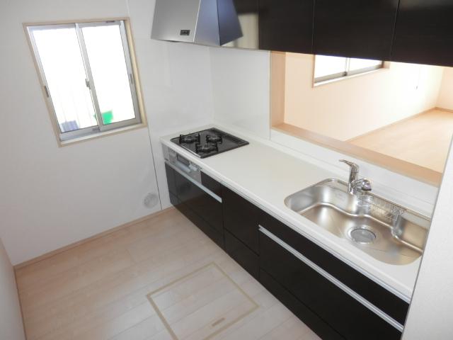 Same specifications photo (kitchen). Same specifications