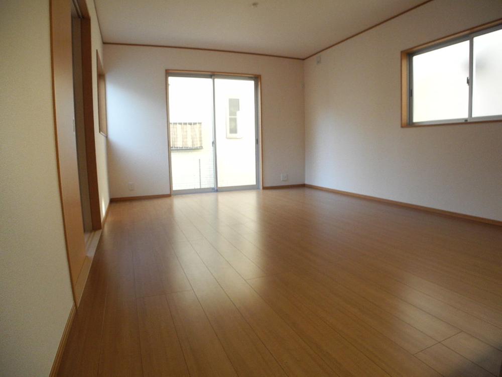 Living. Indoor (12 May 2013) Shooting