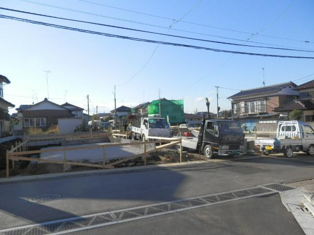 Local appearance photo. Local (11 May 2013) Shooting