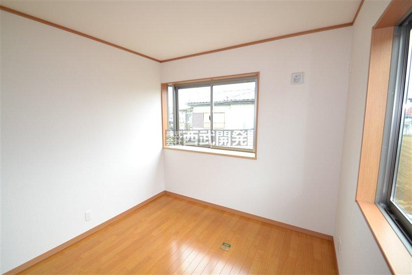 Non-living room. Indoor (July 2013) Shooting