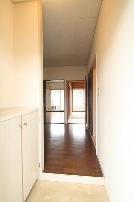 Entrance. Apamanshop Tsurugashima shop TEL: 049-233-7511