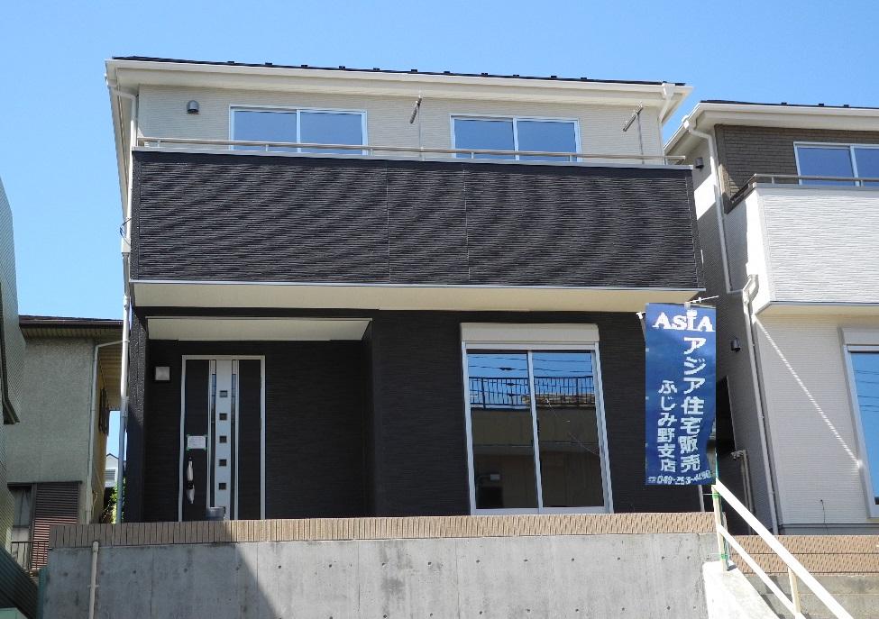 Local appearance photo. Local (11 May 2013) Shooting 1 Building appearance