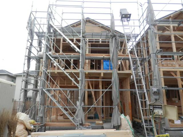 Local appearance photo. Local (11 May 2013) Shooting