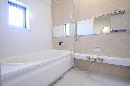 Bath. Apamanshop Tsurugashima shop TEL: 049-233-7511