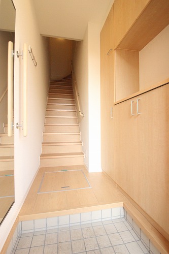 Entrance. House HP⇒http / / www.t-apapla.com /