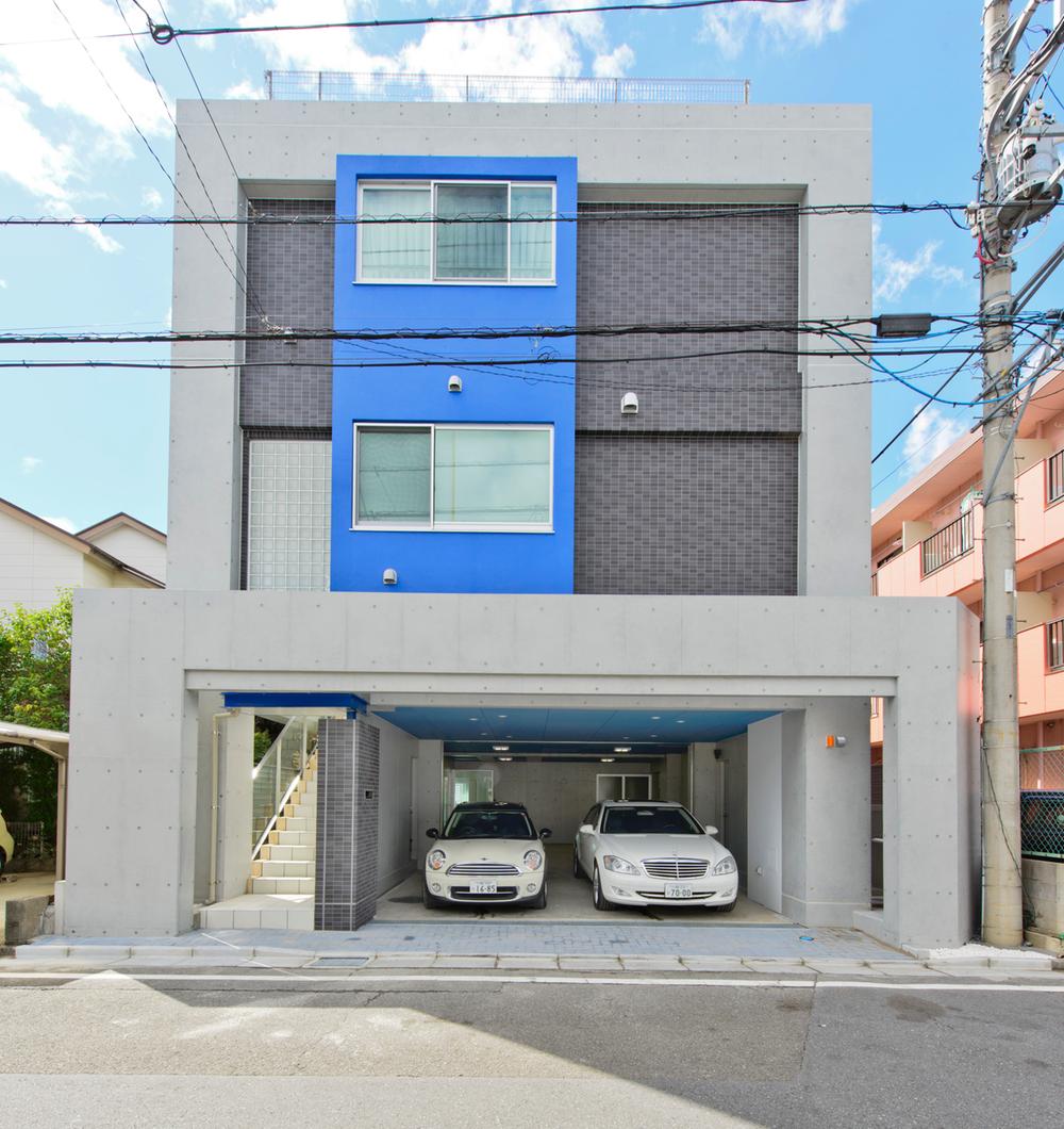 Building plan example (exterior photos)