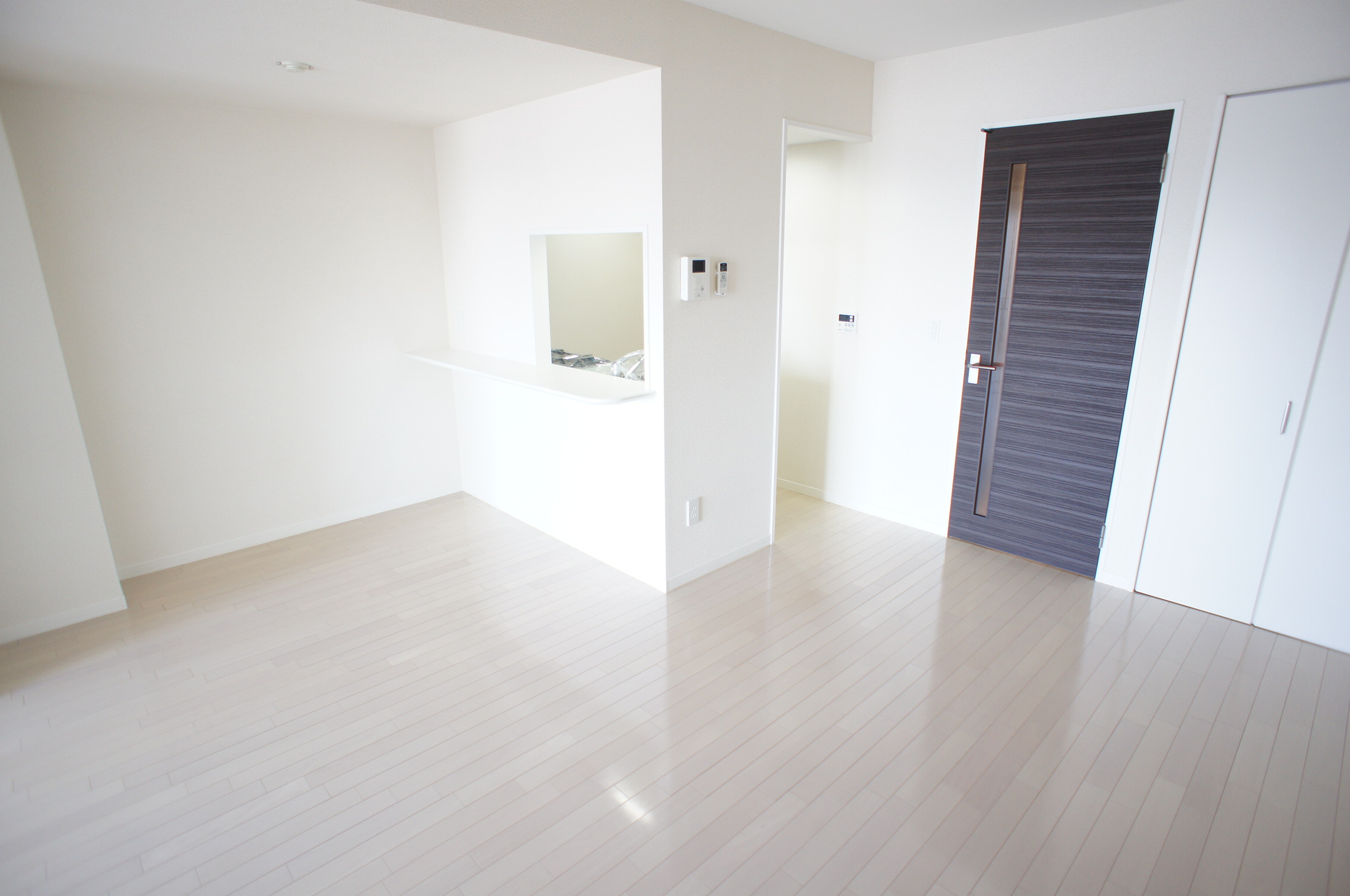 Living and room. LDK12.5's Pledge!