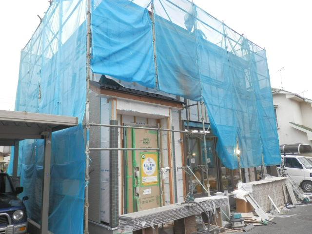 Local appearance photo. Local (11 May 2013) Shooting