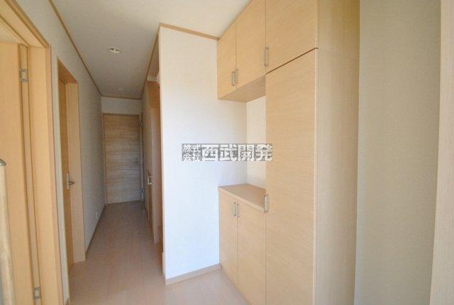 Other. Same specifications Photos Entrance