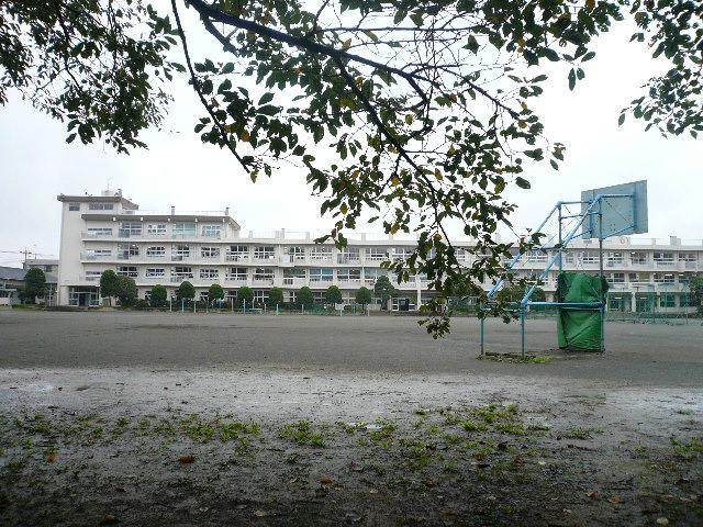 Junior high school. NaHoso until junior high school 2560m