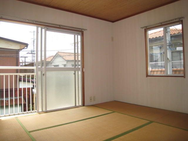 Other room space. Apamanshop Tsurugashima shop TEL: 049-233-7511