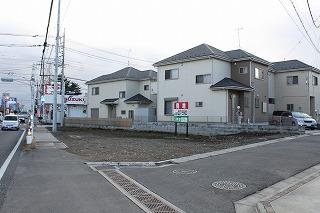 Local photos, including front road. Local photo 2014 January