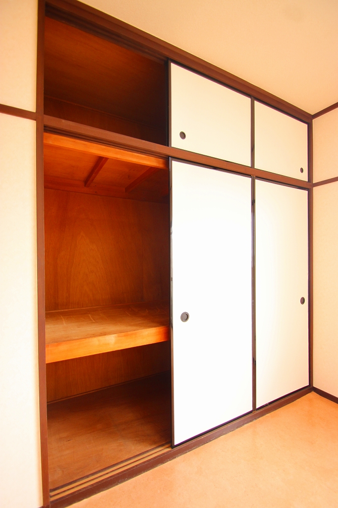 Receipt. ■ Same apartment It is similar to photo