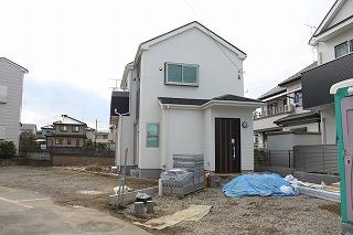 Local appearance photo. Local (11 May 2013) Shooting