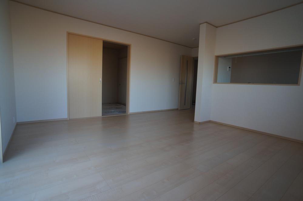 Living. Indoor (11 May 2013) Shooting