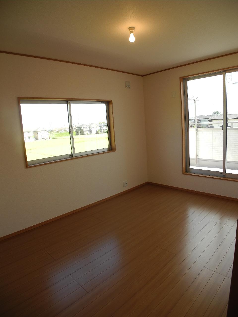 Non-living room. Western-style 7 Pledge