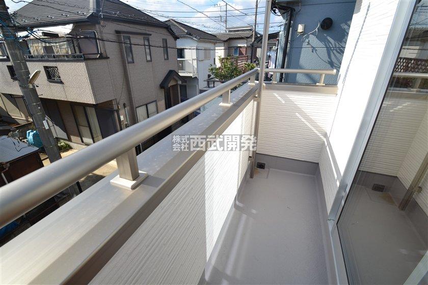 Balcony. Indoor (10 May 2013) Shooting