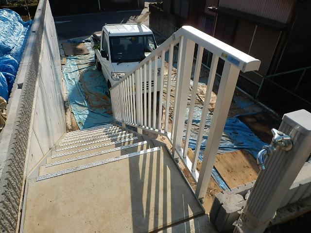 Local appearance photo. Local (12 May 2013) Shooting