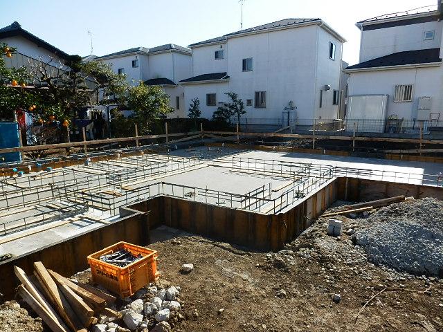 Local appearance photo. Local (12 May 2013) Shooting