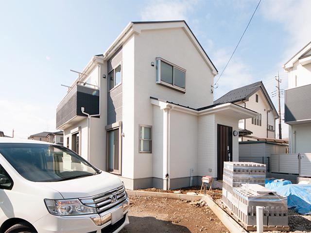 Local appearance photo. Local (11 May 2013) Shooting