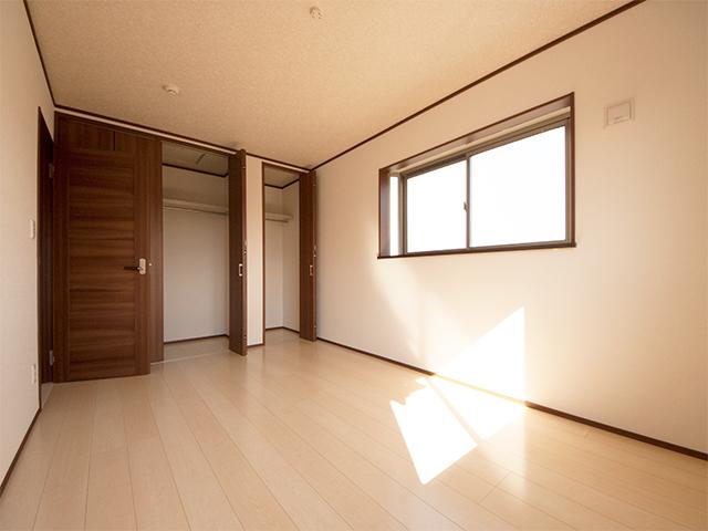 Non-living room. Indoor (11 May 2013) Shooting