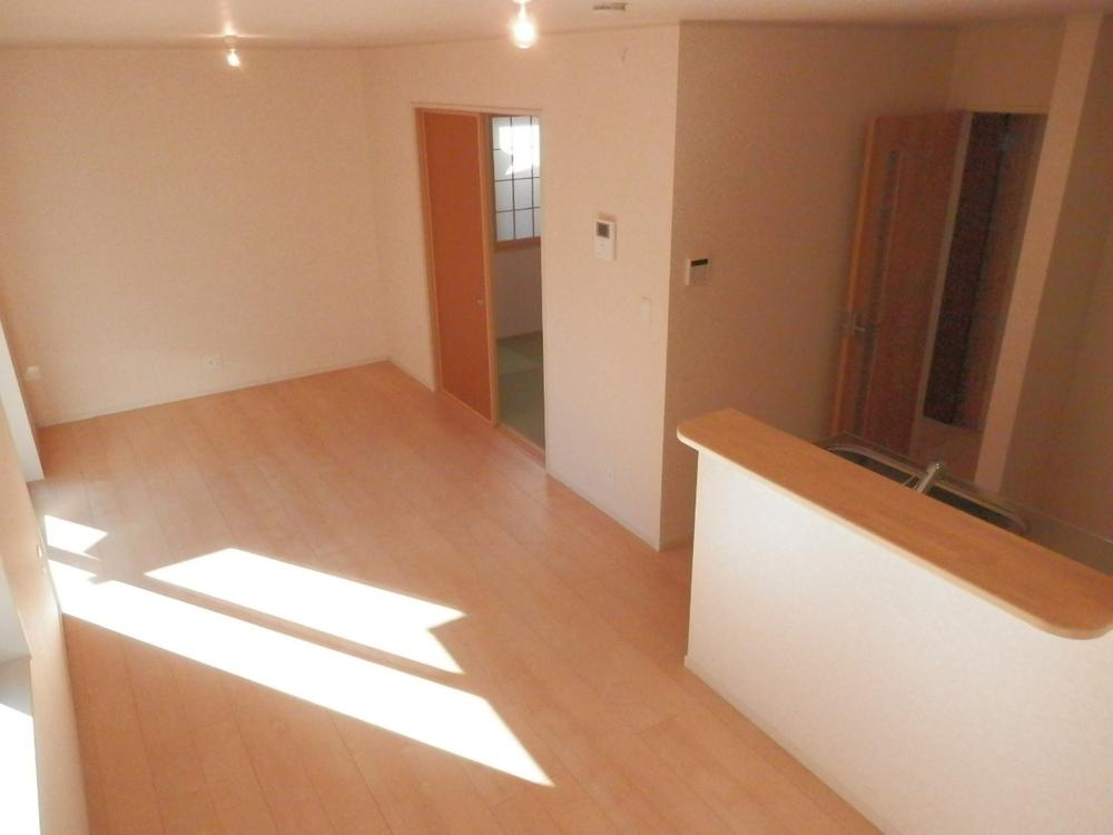 Living. Local (12 May 2013) Shooting