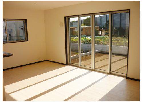 Living. Reference: construction cases