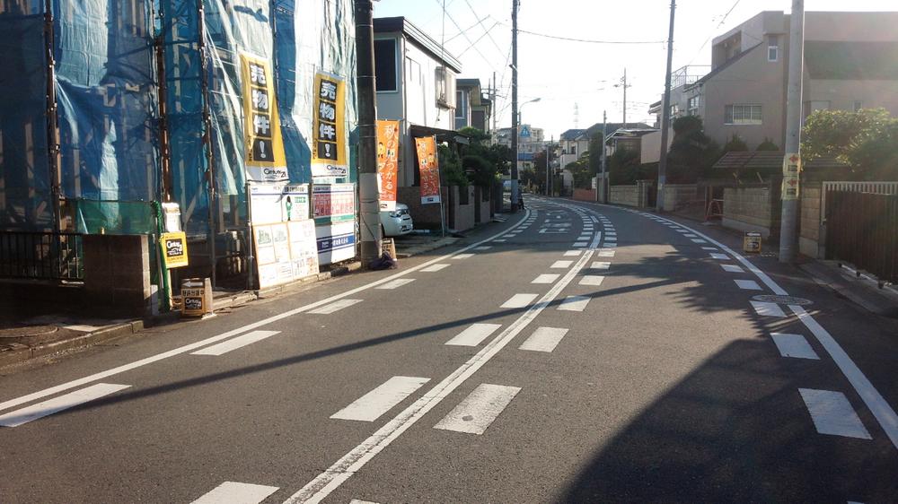 Local photos, including front road. Local (September 2013) Shooting