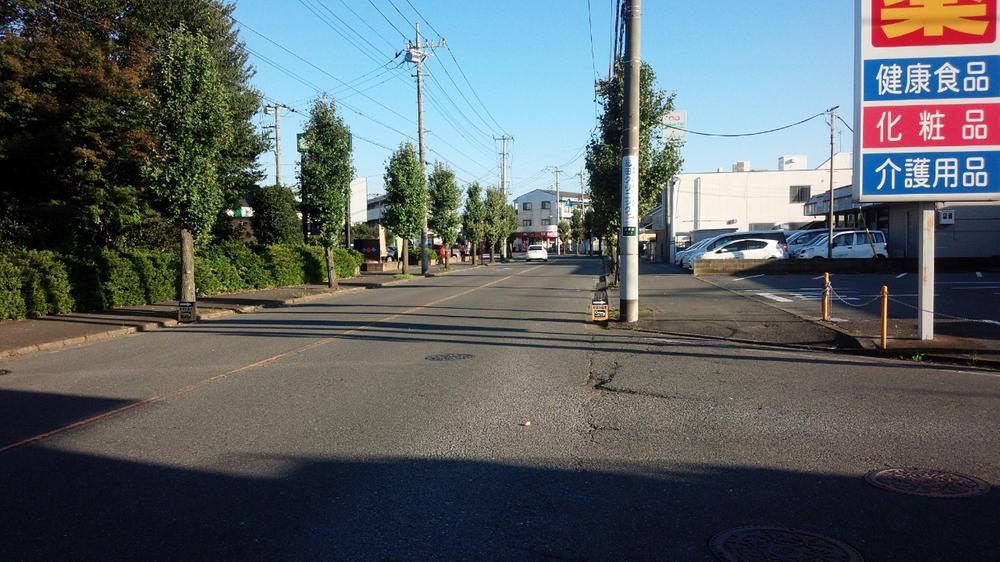 Streets around. 80m to close road