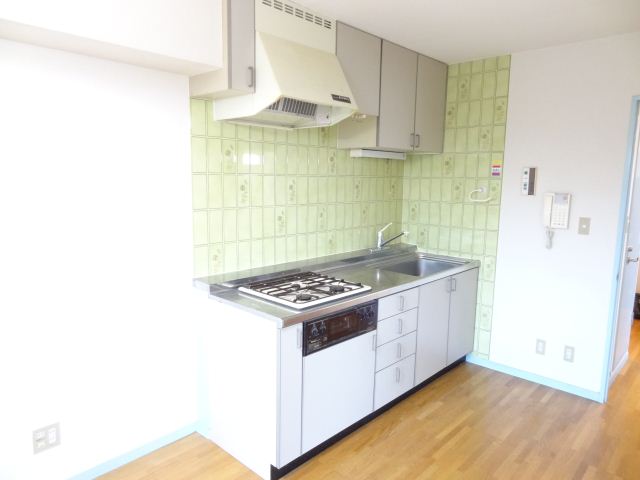 Kitchen. Pat who love cooking a three-necked system kitchen that because.