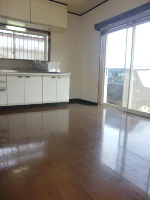 Other room space. dining kitchen