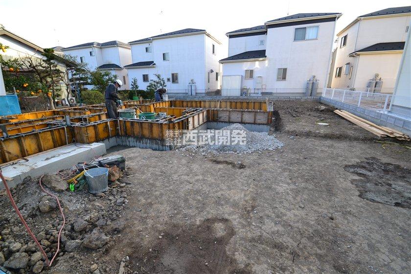 Local appearance photo. Local (12 May 2013) Shooting