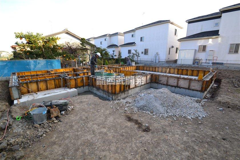 Local appearance photo. Local (12 May 2013) Shooting