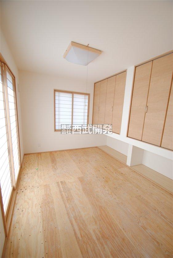 Non-living room. Indoor (10 May 2013) Shooting