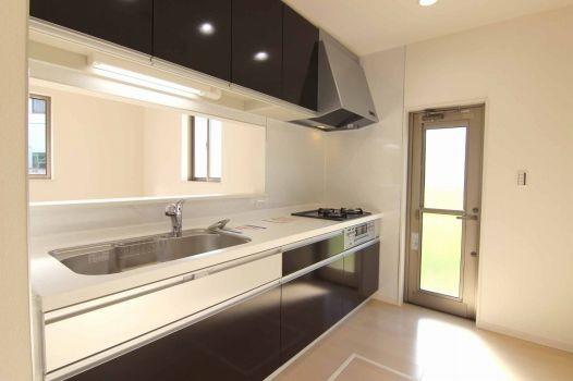 Kitchen. Reference: Contractors construction cases