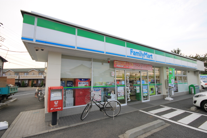 Convenience store. FamilyMart 428m to Kawagoe Shinmei Machiten (convenience store)