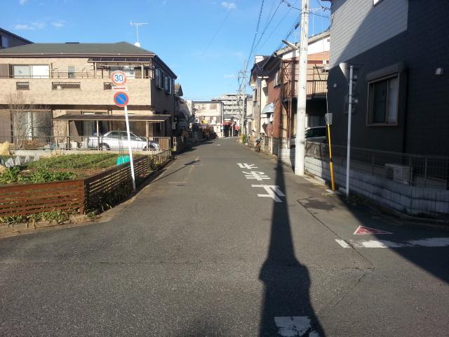 Local photos, including front road. Local (January 2014) Shooting