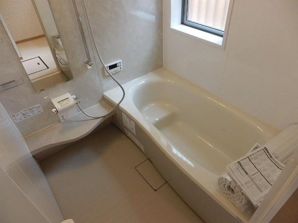 Bathroom. Indoor (July 2013) Shooting