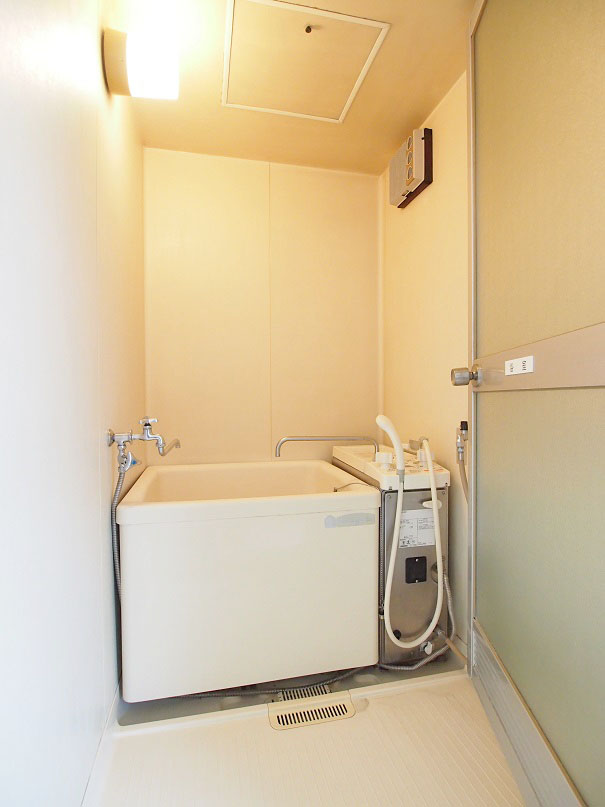 Bath. Bathroom of Reheating function.