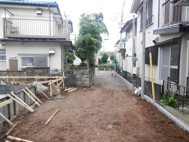 Local appearance photo. Local (10 May 2013) Shooting