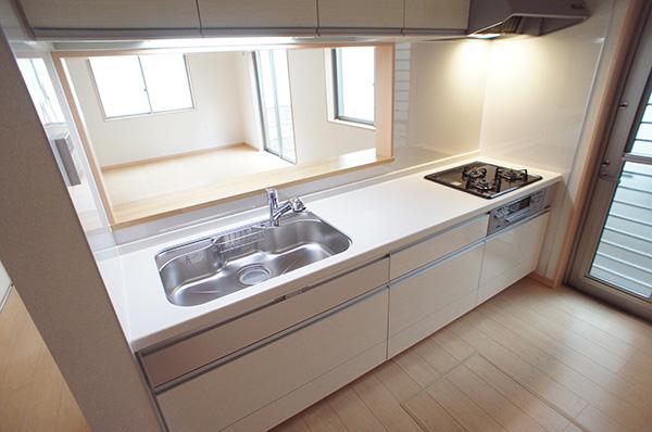 Kitchen. Indoor (11 May 2013) Shooting 1 Building