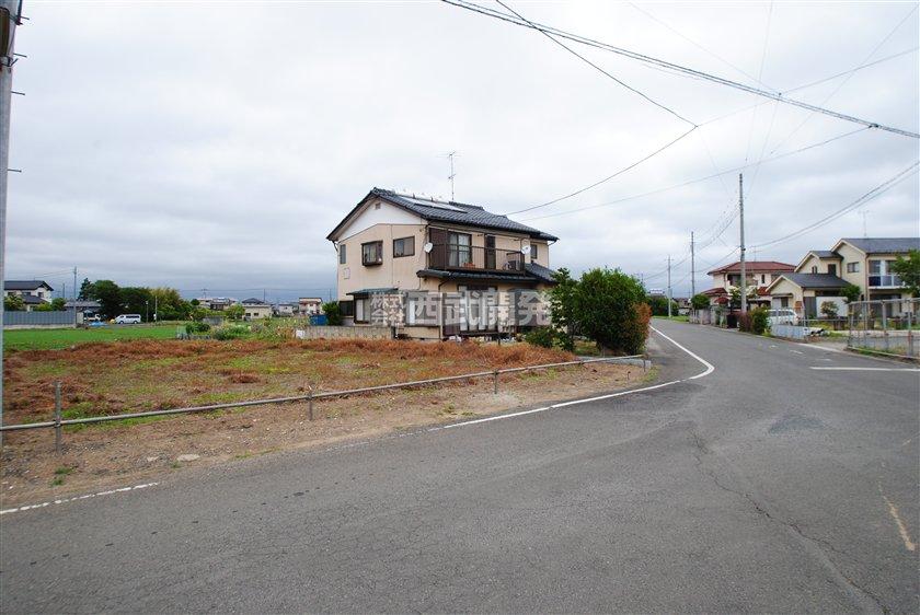 Local photos, including front road. Local (May 2013) Shooting