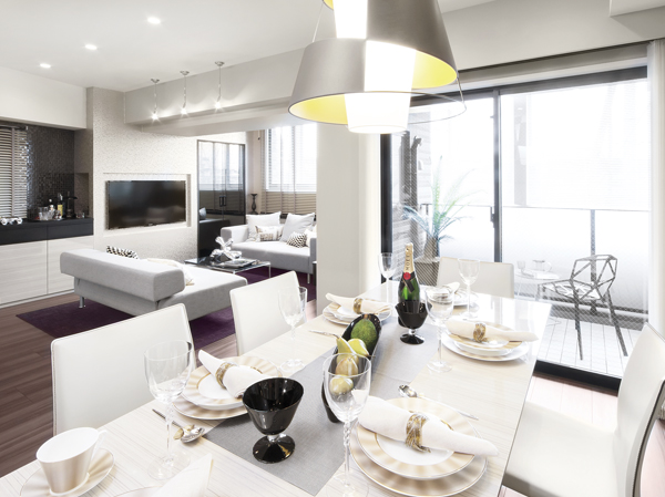  [living ・ dining] kitchen, You can feel the connection with the balcony, Day well refreshing