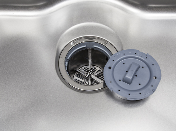 Disposer all houses equipped wash can kitchen is always clean