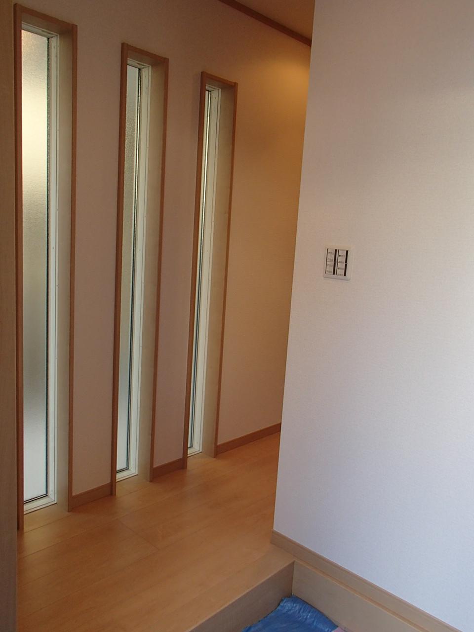 Entrance. Indoor (12 May 2013) Shooting