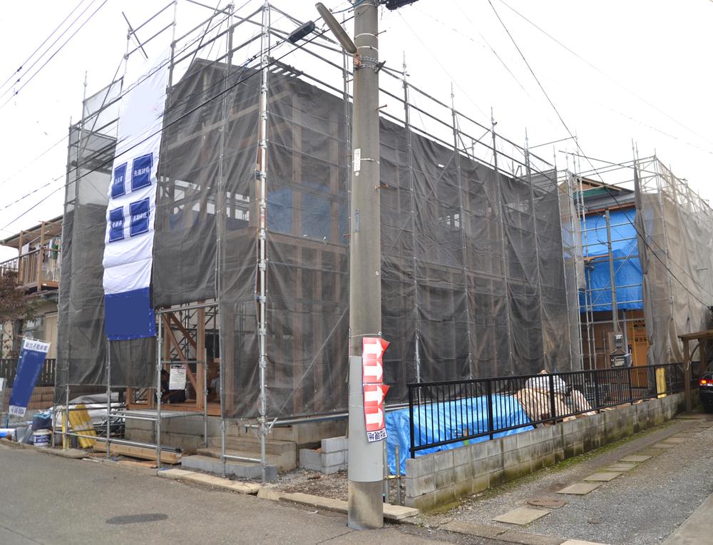 Local appearance photo. Local (10 May 2013) Shooting