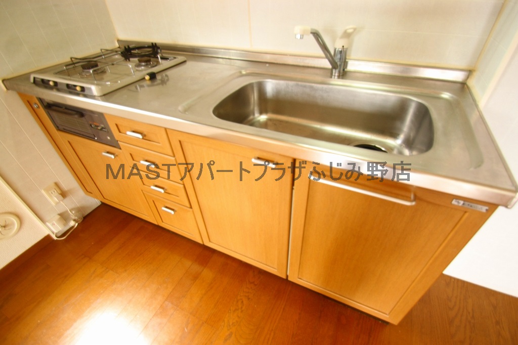 Kitchen. ■ Same apartment It is similar to photo