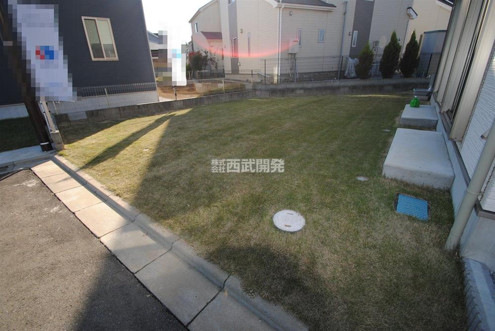 Garden. Local (11 May 2013) Shooting