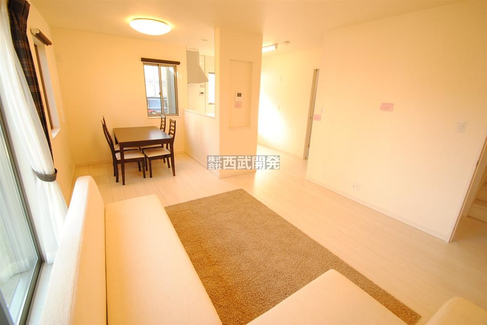 Living. Indoor (11 May 2013) Shooting